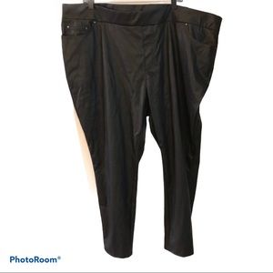 🆕 faux leather plus size pants